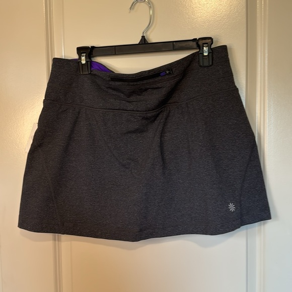 Athleta Gray and Green Relay Athletic 2 in 1 Skort - Picture 7 of 11